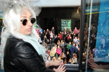 Donna-Marie-Lady-Gaga-Tribute-Impersonator-and-Lookalike013