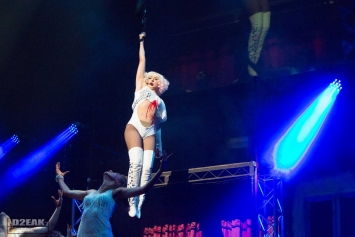 lady-gaga-tribute-donna-marie-at-st-davids-hall-2013-149