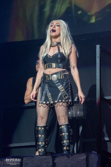 lady-gaga-tribute-donna-marie-at-st-davids-hall-2013-31