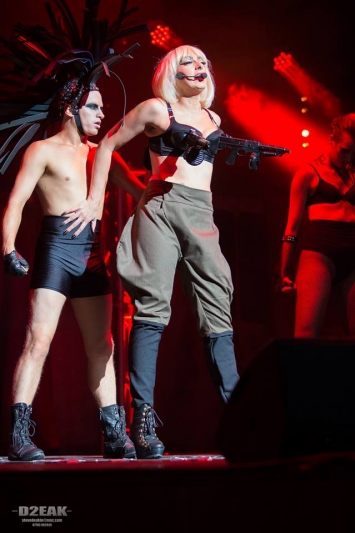 lady-gaga-tribute-donna-marie-at-st-davids-hall-2013-54