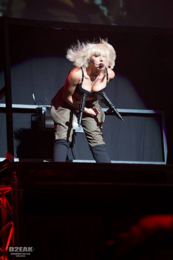 lady-gaga-tribute-donna-marie-at-st-davids-hall-2013-67