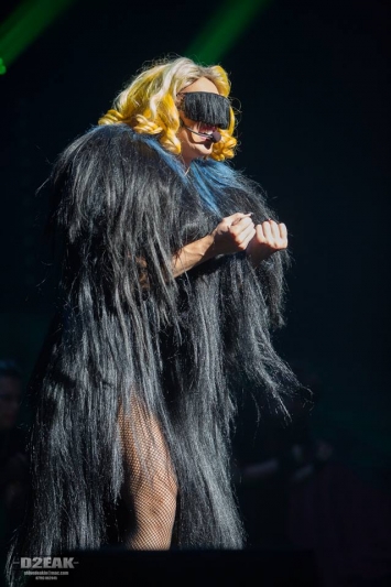 lady-gaga-tribute-donna-marie-at-st-davids-hall-2013-72